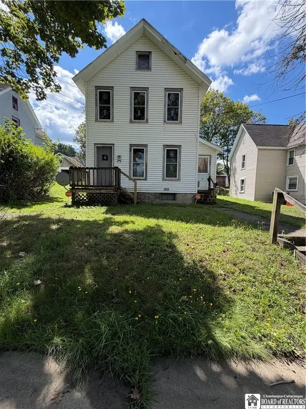 28 Pearl Avenue, Jamestown, NY 14701
