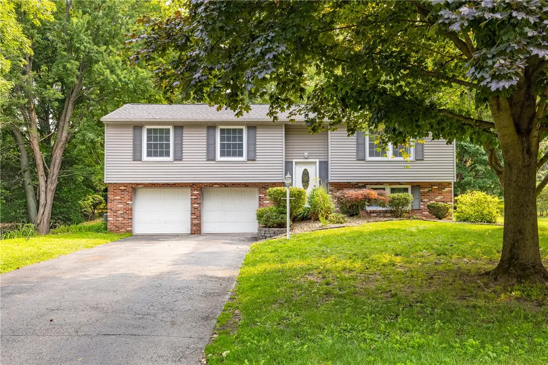 24 Carriage Court, Pittsford, NY 14534 - #1