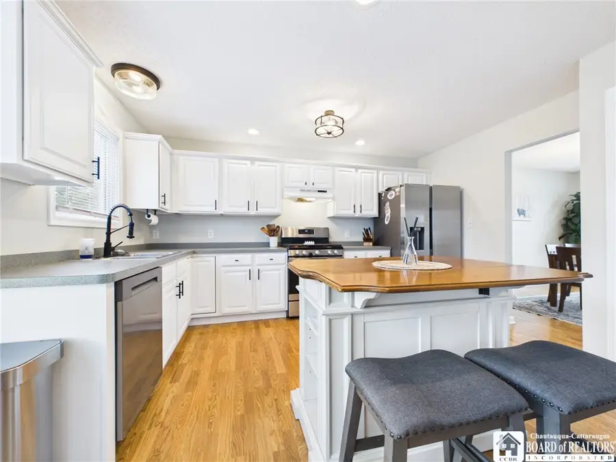 5890 Pinehurst Court, Lake View, NY 14085 - #3