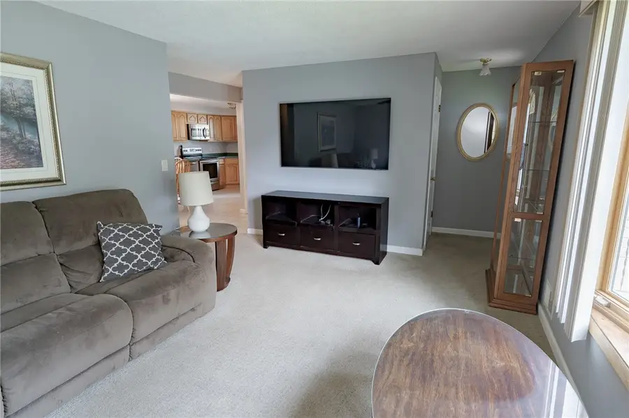 196 Youngs Ave, Rochester, NY 14606 - #3