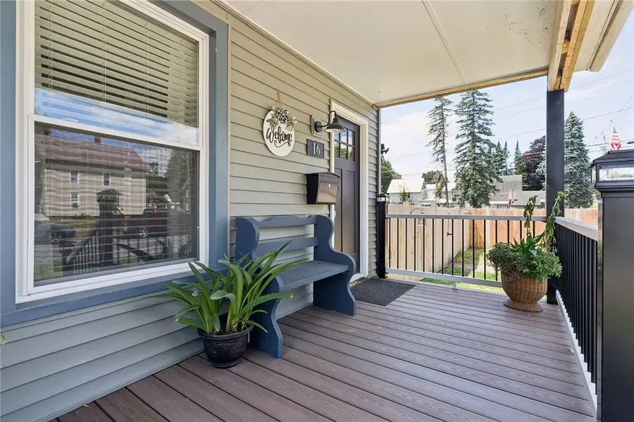 16 E Faville Avenue, Dolgeville, NY 13329 - #3