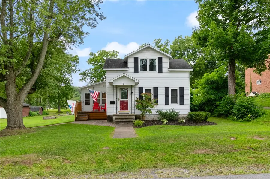 3 Walnut Street S, Waterloo, NY 13165 - #3