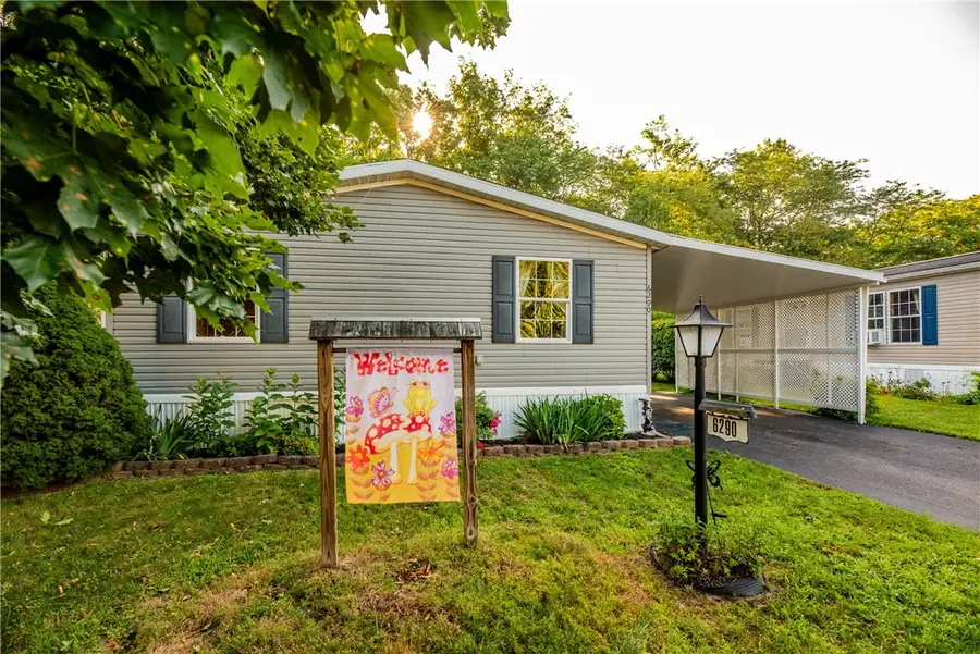 6290 Stillmeadow Way, Williamson, NY 14589 - #2