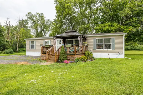 3652 State Route 96, Shortsville, NY 14548