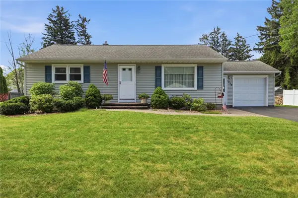 1739 Maiden Lane, Rochester, NY 14626