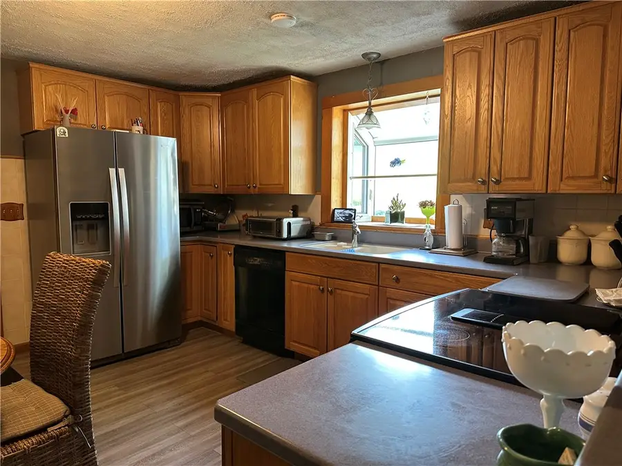 336 Stuart Avenue, Newark, NY 14513 - #2