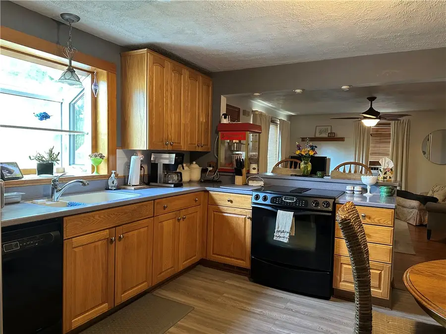 336 Stuart Avenue, Newark, NY 14513 - #3
