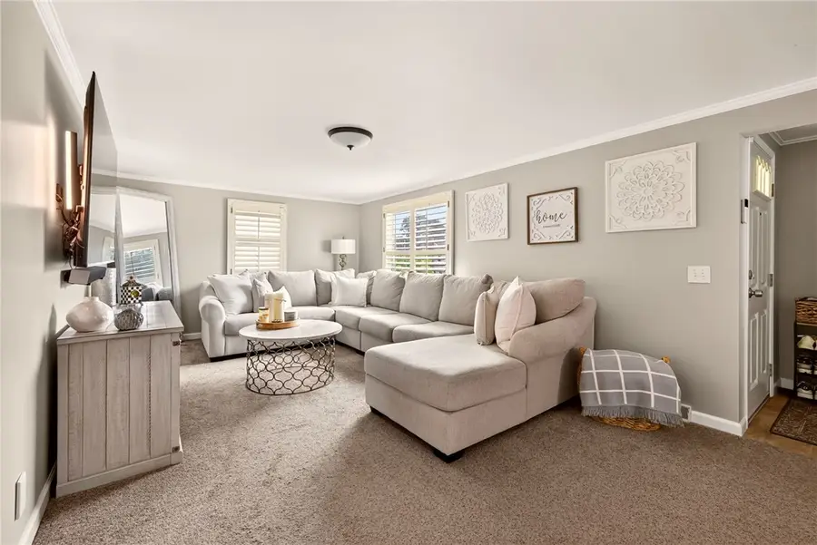 530 Tarrington Road, Rochester, NY 14609 - #3