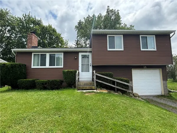 21 Barringer Drive, Hamlin, NY 14464