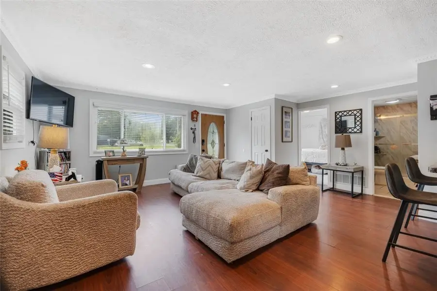 1166 Bay Road, Webster, NY 14580 - #2