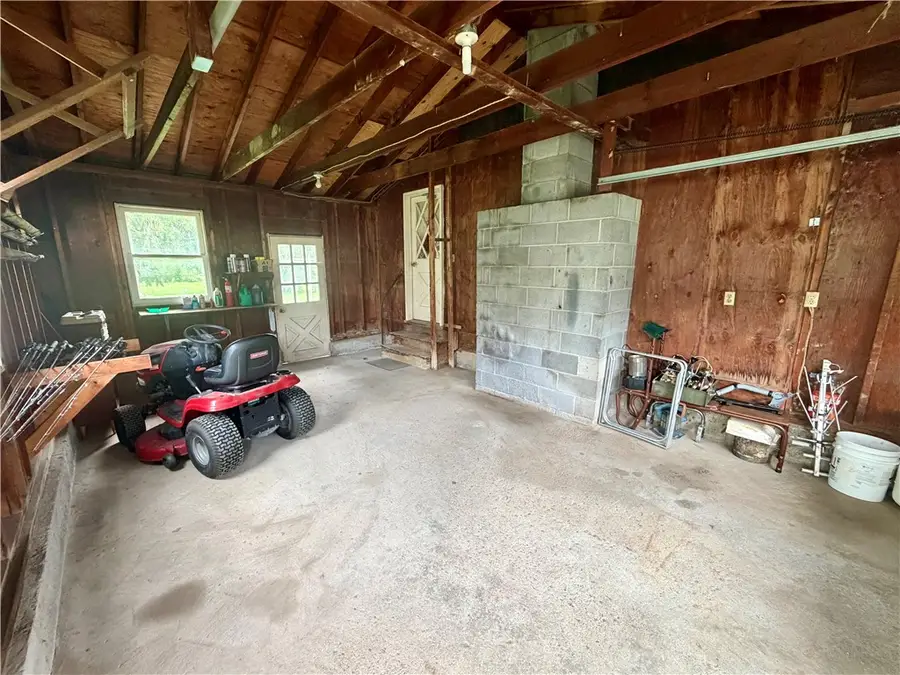 24 Genesee Street, Le Roy, NY 14482 - #2