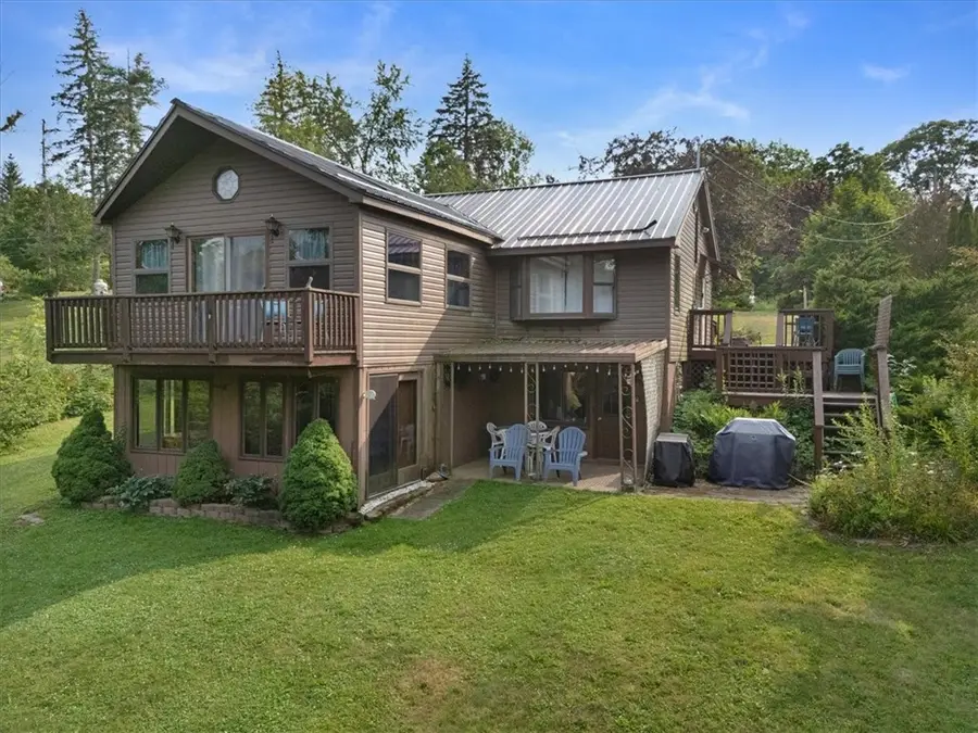 7690 Cardinal Road, Wolcott, NY 14590 - #2