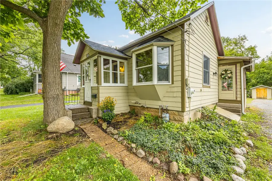 134 Clark Street, Canandaigua, NY 14424 - #2