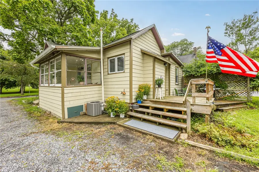 134 Clark Street, Canandaigua, NY 14424 - #3