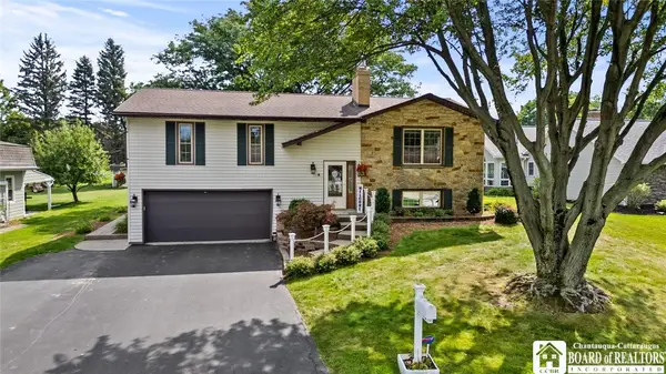 4 Andrew Court, Fredonia, NY 14063