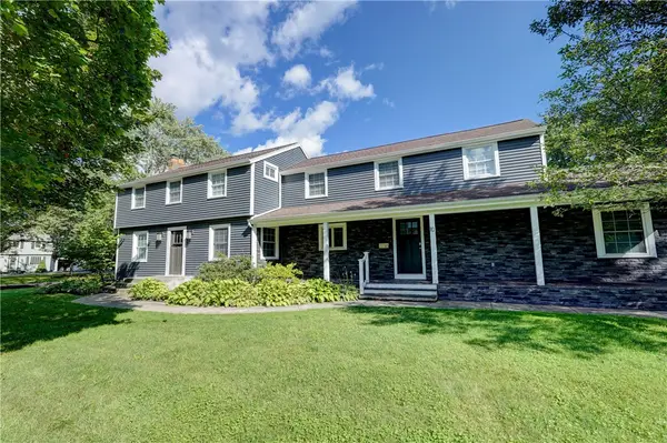 10 Hunters Lane, Rochester, NY 14618