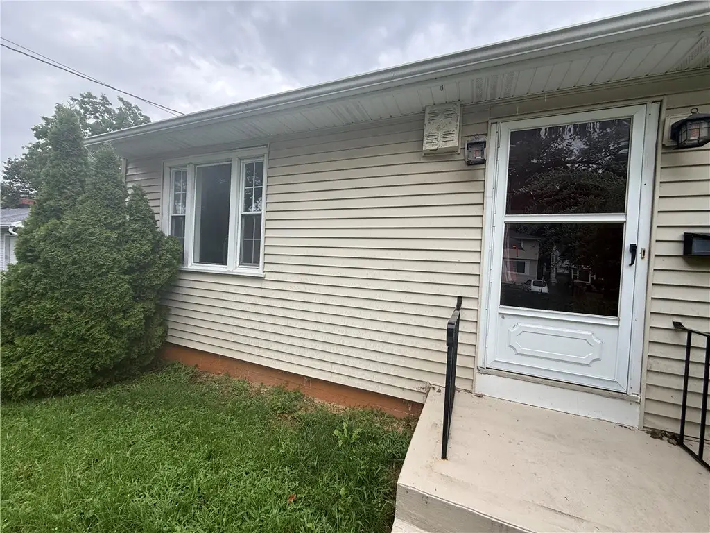 4 Bradfield St, Rochester, NY 14611 - #1