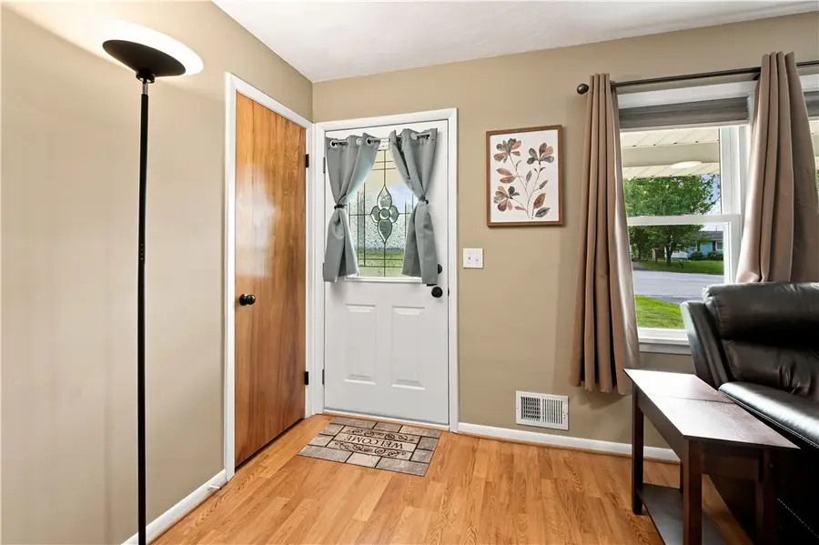 84 Orchard Hills Drive, Spencerport, NY 14559 - #2