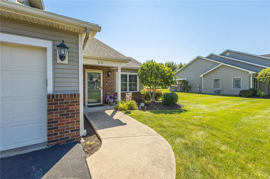 26 Cloister Lane, Webster, NY 14580 - #2