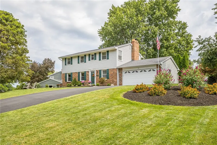 62 Selborne Chase, Fairport, NY 14450 - #2