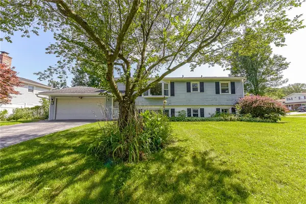 35 Lori Lane, Rochester, NY 14624