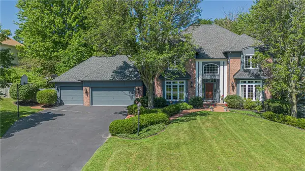 15 Vineyard Hill, Fairport, NY 14450