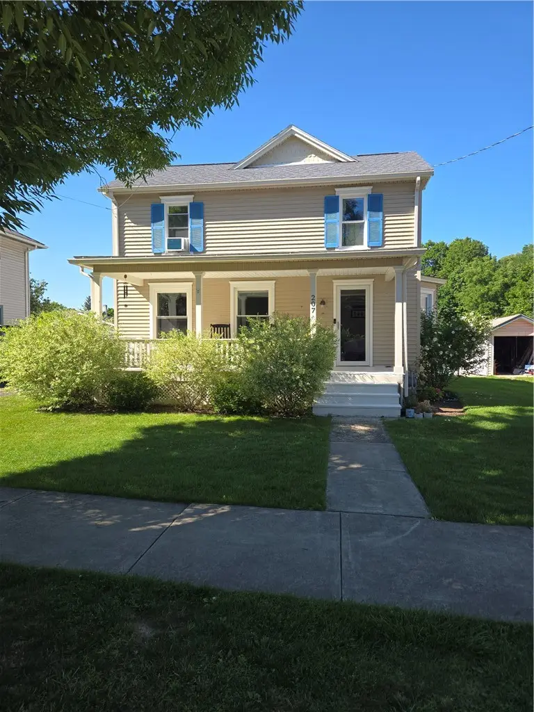 207 E William Street, Bath, NY 14810 - #2