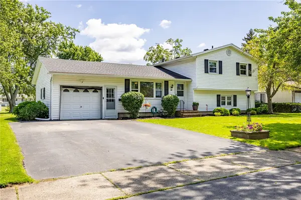 14 Debby Lane, Rochester, NY 14606