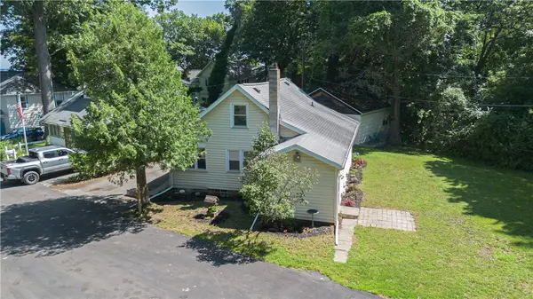 10 Scenic View Drive, Rochester, NY 14622