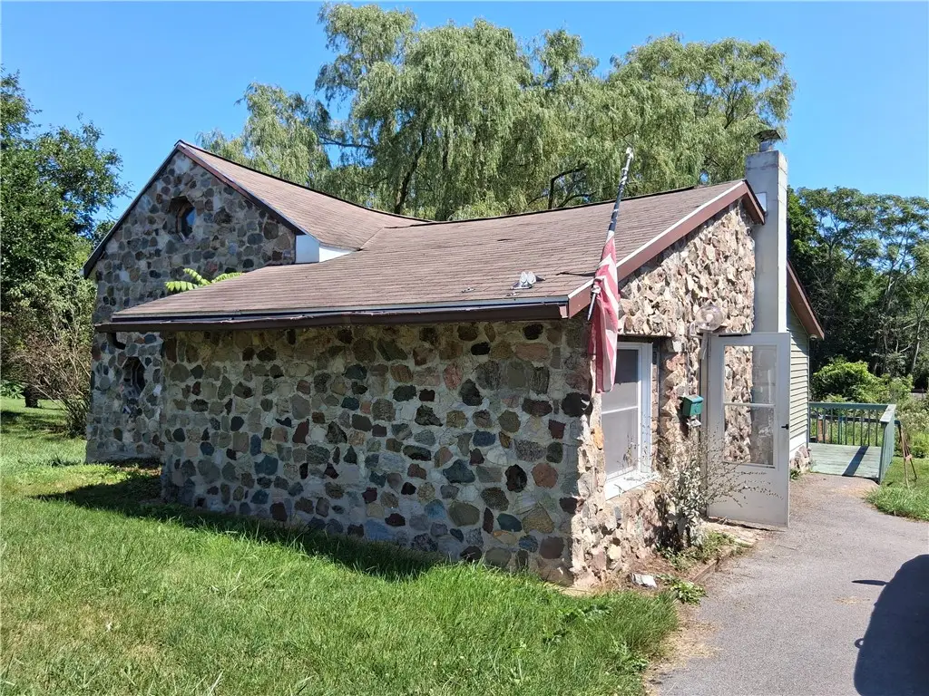 411 Murray Street, Newark, NY 14513 - #1