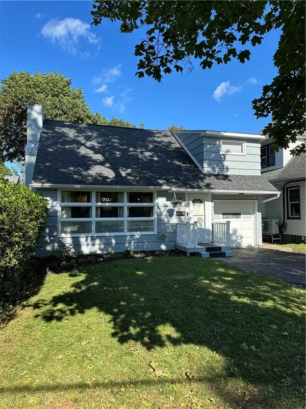 4766 Saint Paul Boulevard, Rochester, NY 14617