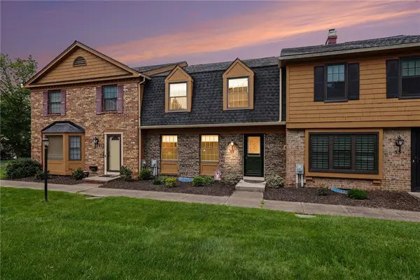 53 Georgetown Ln, Fairport, NY 14450
