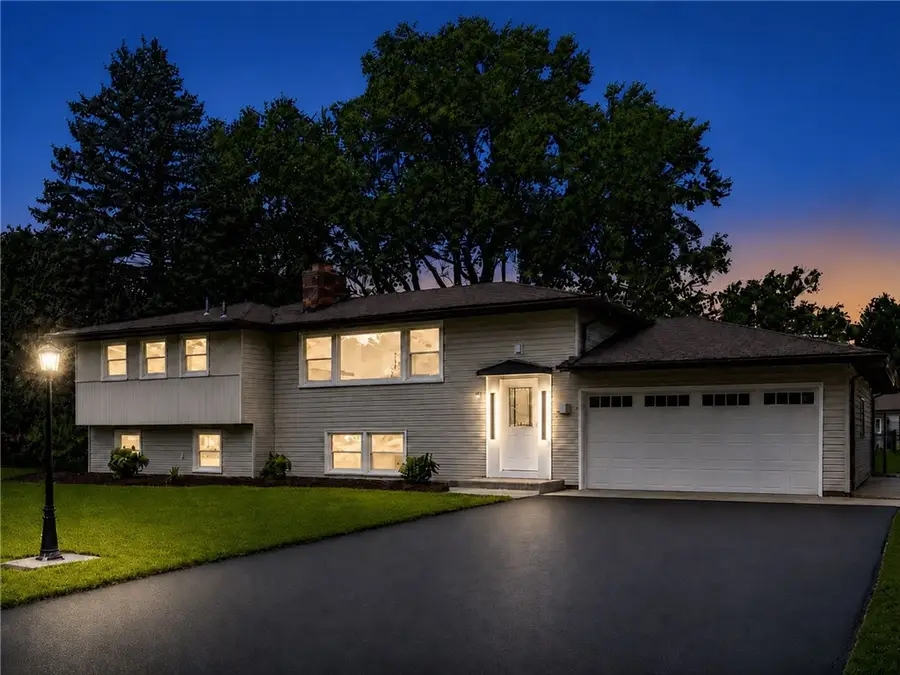 73 Sandcastle Drive, Rochester, NY 14622 - #2