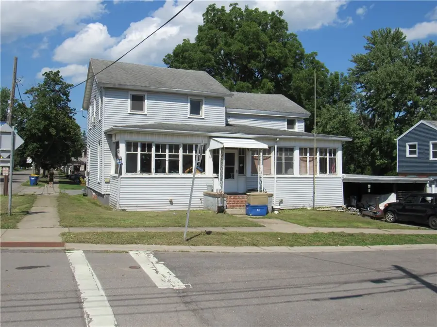 31 Caroline Street, Clyde, NY 14433 - #2