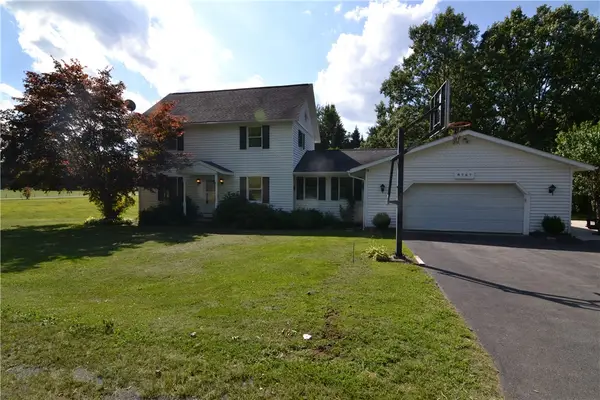 8767 W Loop Road, Port Byron, NY 13140