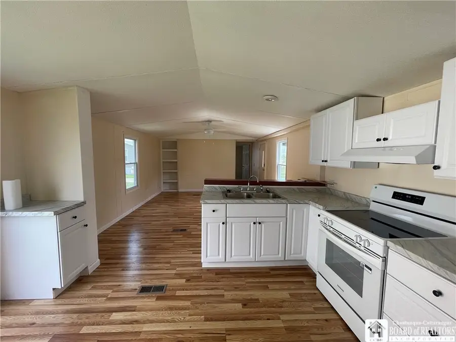 304 E Elmwood Avenue, Falconer, NY 14733 - #2