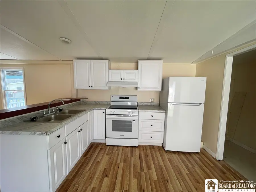 304 E Elmwood Avenue, Falconer, NY 14733 - #3