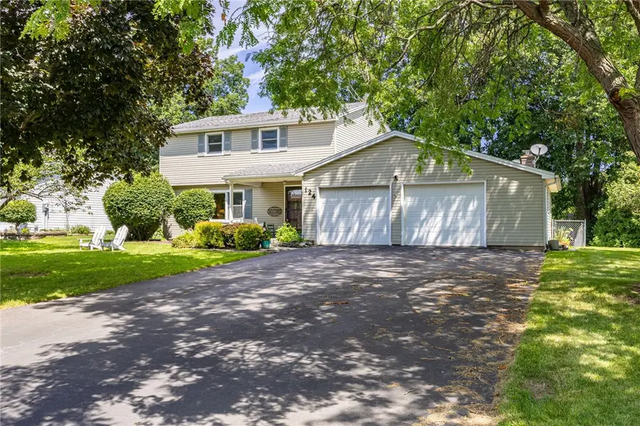 124 Long Park Drive, Rochester, NY 14612 - #2