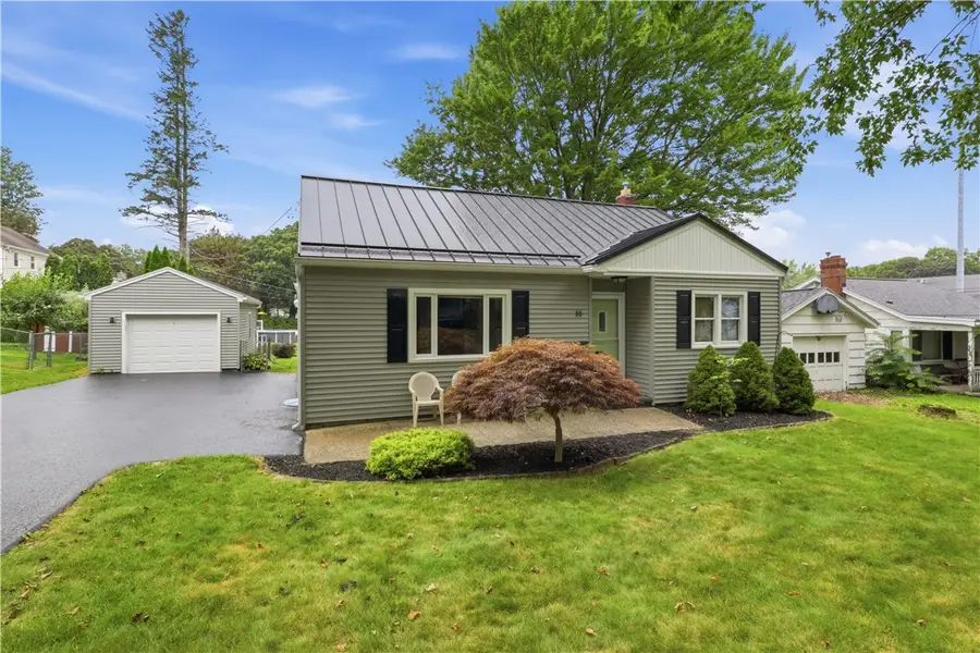 35 Prospect St, Spencerport, NY 14559 - #2