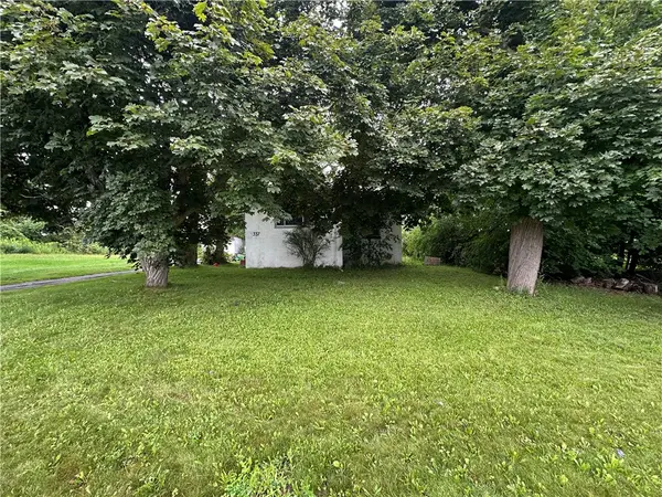 337 Middle Road, Henrietta, NY 14467