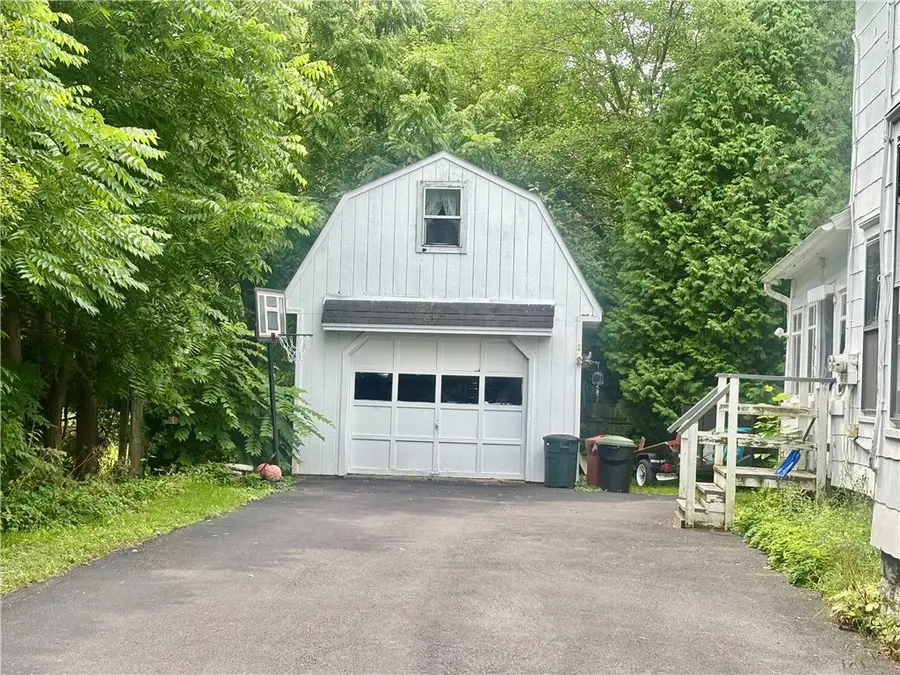 21 W Elizabeth Street, Skaneateles, NY 13152 - #3