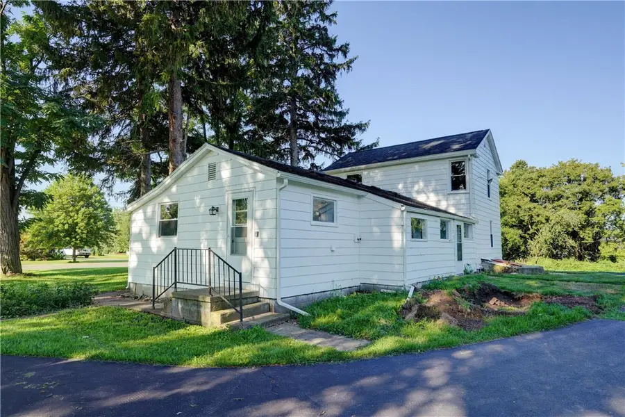 5544 Holtz Road, Farmington, NY 14425 - #3