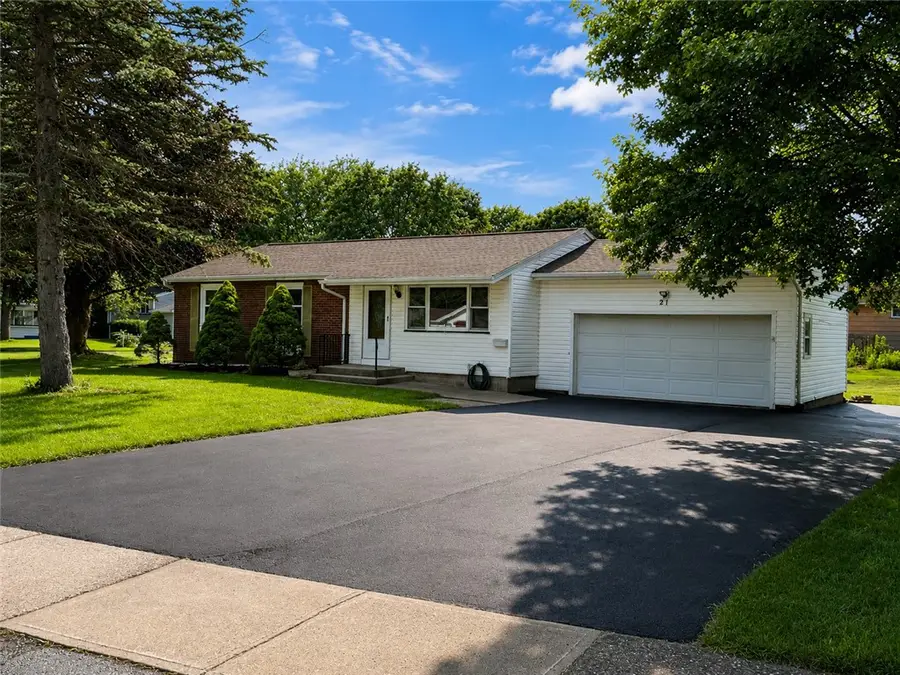 21 Emeralda Rd Road, Rochester, NY 14624 - #2
