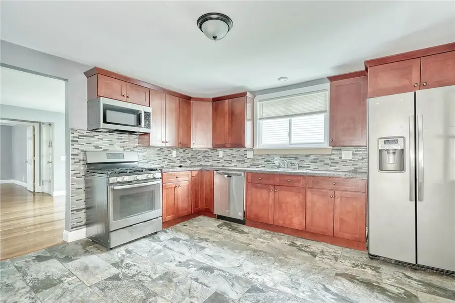 27 Cypress Street, Rochester, NY 14620 - #3