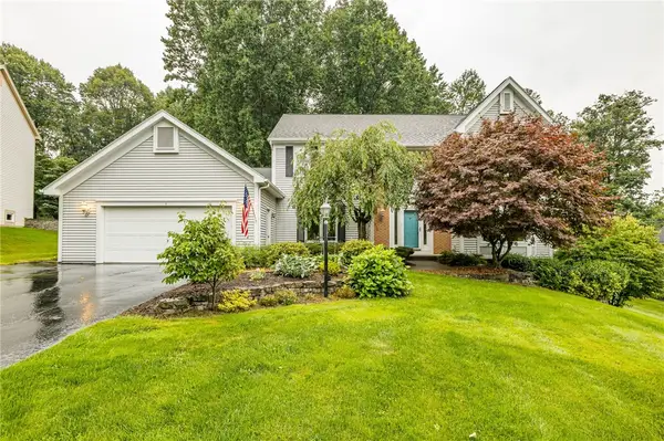 9 Chelten Rise, Fairport, NY 14450