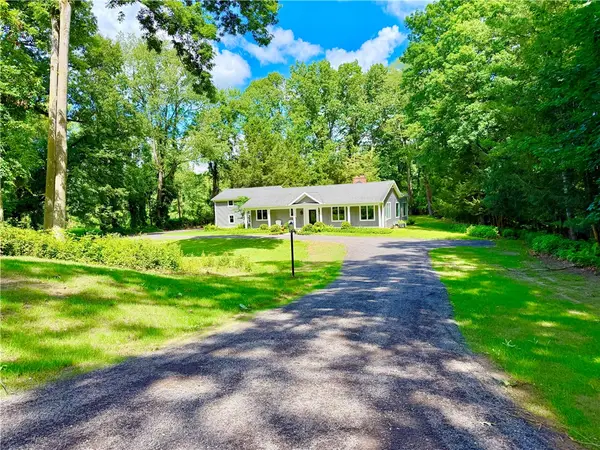 157 Crescent Hill Road, Pittsford, NY 14534