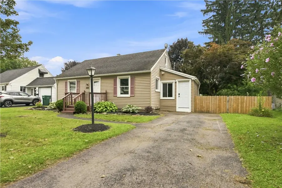 1061 Whitlock Road, Rochester, NY 14609 - #2