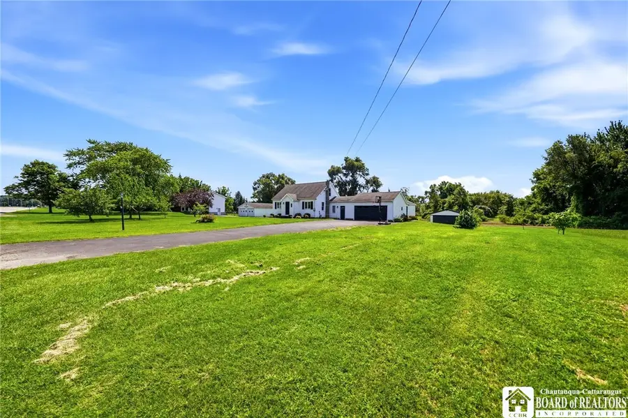 3388 Ridge Road, Ransomville, NY 14131 - #2
