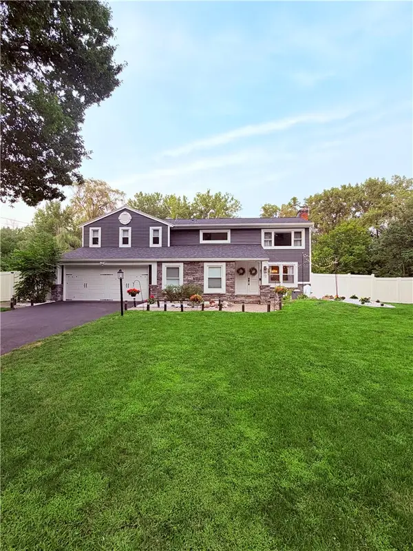 12 Laureldale Drive, Pittsford, NY 14534