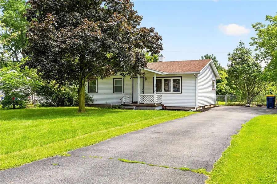 30 Fairlawn Drive, Honeoye Falls, NY 14472 - #2